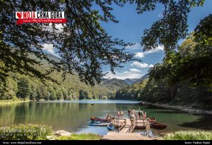 Avgustovska razglednica: Biogradsko jezero