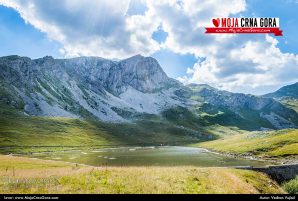 Savino jezero (Sinjajevina): Ljetnja razglednica